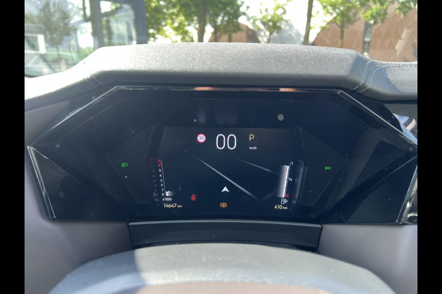 DS DS 4 1.2 PureTech Opéra 130PK PANO | STOEL VERWARMING + VERKOELING| 360 CAMERA | ELEK. ACHTERKLEP | FULL OPTION | RIJKLAAR GELEVERD MET FABRIEKSGARANTIE TOT 2-2026!