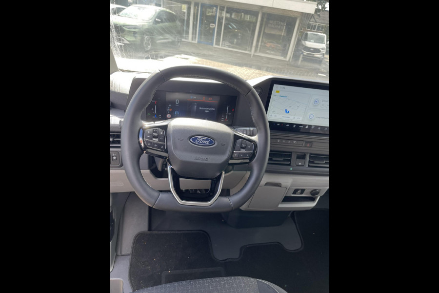 Ford Transit Custom 320 2.0 TDCI L2H1 Trend Automaat 170pk |  DC | Snoeks Dubbele Cabine Luxe | Adaptive cruise control | Dubbele schuifdeur | 8-weg bestuurderstoel + passagiersstoel | Stoelverwarming | Dodehoeksensoren | Navigatie | Electrictrich inklapbare spiegels | 16 inch lichtmetalen velgen | Full LED | Dual-zone climate control | LED laadruimteverlichting
