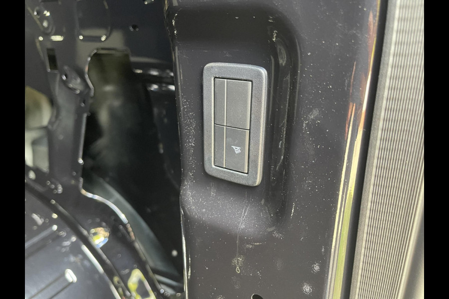 Ford Transit Custom 320 2.0 TDCI L2H1 Trend Automaat 170pk |  DC | Snoeks Dubbele Cabine Luxe | Adaptive cruise control | Dubbele schuifdeur | 8-weg bestuurderstoel + passagiersstoel | Stoelverwarming | Dodehoeksensoren | Navigatie | Electrictrich inklapbare spiegels | 16 inch lichtmetalen velgen | Full LED | Dual-zone climate control | LED laadruimteverlichting