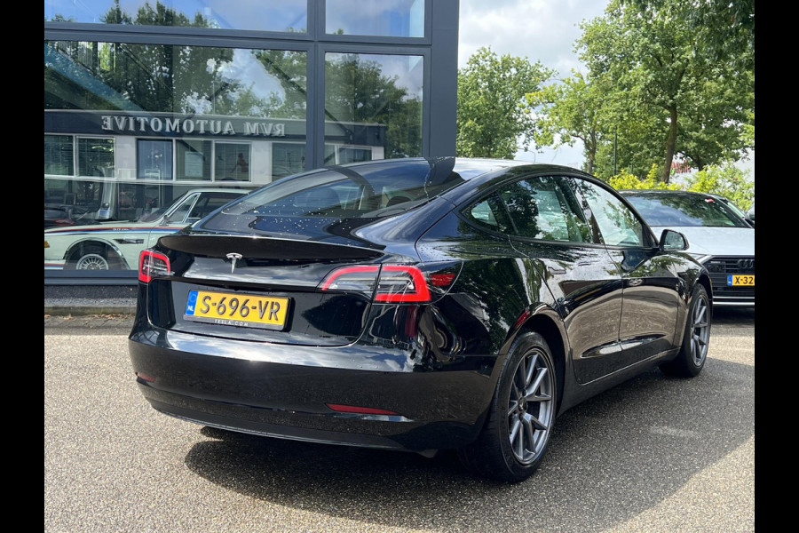 Tesla Model 3 Standard RWD Plus 60 kWh LFP Accu | 1e eigenaar | Origineel Nederlandse auto met NAP | Rijklaar geleverd met fabrieksgarantie!