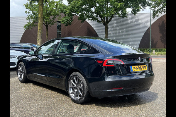Tesla Model 3 Standard RWD Plus 60 kWh LFP Accu | 1e eigenaar | Origineel Nederlandse auto met NAP | Rijklaar geleverd met fabrieksgarantie!