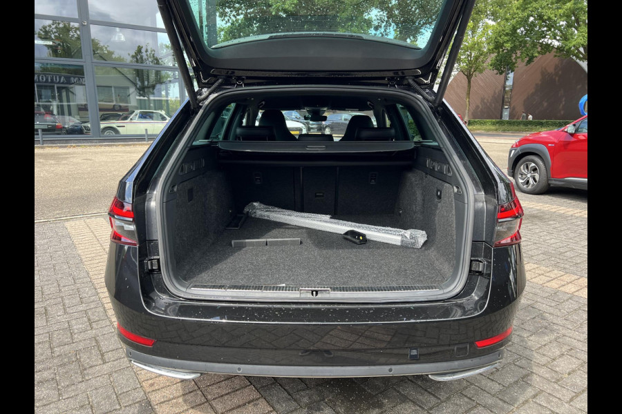 Škoda Superb Combi 1.4 TSI iV Sportline Business PHEV | PLUG-IN HYBRIDE | ADD CRUISE | STOEL/ STUURVERWARMING | ELEK. TREKHAAK | 360 CAMERA| ACHTERBANK VERWARMD| TREKHAAK | BOM VOL OPTIES | RIJKLAAR GELEVERD MET 12 MND BOVAG GARANTIE |