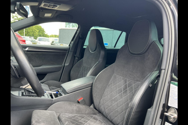 Škoda Superb Combi 1.4 TSI iV Sportline Business PHEV | PLUG-IN HYBRIDE | ADD CRUISE | STOEL/ STUURVERWARMING | ELEK. TREKHAAK | 360 CAMERA| ACHTERBANK VERWARMD| TREKHAAK | BOM VOL OPTIES | RIJKLAAR GELEVERD MET 12 MND BOVAG GARANTIE |