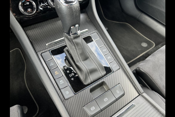 Škoda Superb Combi 1.4 TSI iV Sportline Business PHEV | PLUG-IN HYBRIDE | ADD CRUISE | STOEL/ STUURVERWARMING | ELEK. TREKHAAK | 360 CAMERA| ACHTERBANK VERWARMD| TREKHAAK | BOM VOL OPTIES | RIJKLAAR GELEVERD MET 12 MND BOVAG GARANTIE |