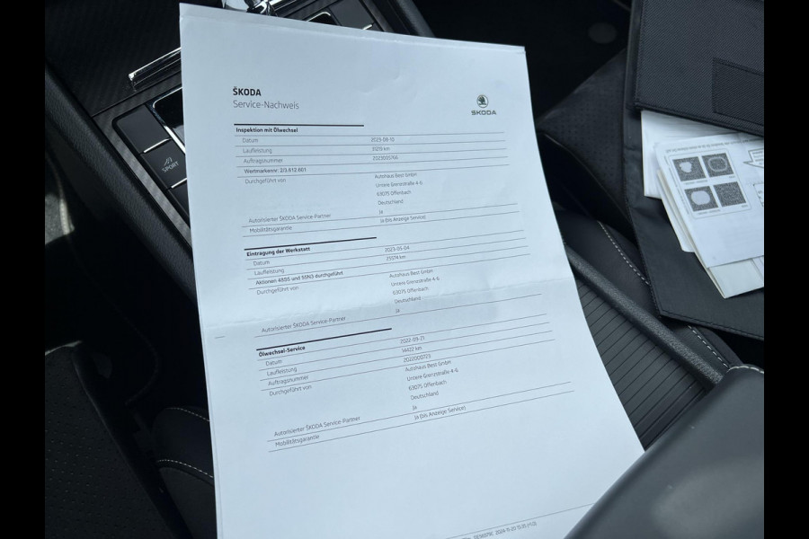 Škoda Superb Combi 1.4 TSI iV Sportline Business PHEV | PLUG-IN HYBRIDE | ADD CRUISE | STOEL/ STUURVERWARMING | ELEK. TREKHAAK | 360 CAMERA| ACHTERBANK VERWARMD| TREKHAAK | BOM VOL OPTIES | RIJKLAAR GELEVERD MET 12 MND BOVAG GARANTIE |