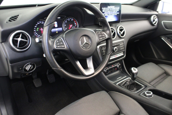 Mercedes-Benz A-Klasse 160 Ambition |Pano|Stoelverwarming|