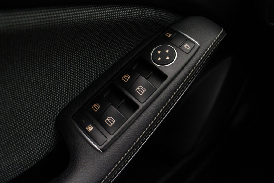 Mercedes-Benz A-Klasse 160 Ambition |Pano|Stoelverwarming|