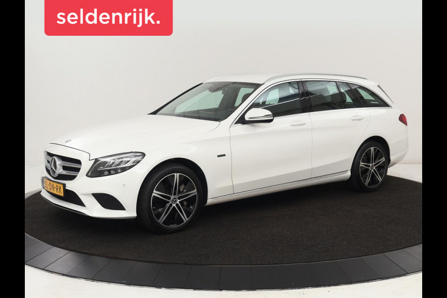Mercedes-Benz C-Klasse 300e Avantgarde | Trekhaak | Adaptive cruise | Leder | Stoelverwarming | Carplay | Park Assist | Camera | Navigatie | Full LED