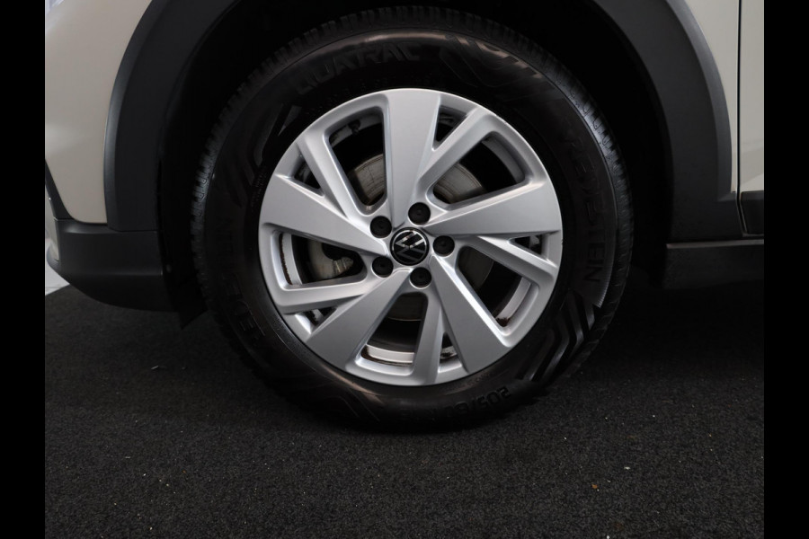 Volkswagen Taigo 1.0 TSI Life 95 pk | Verlengde garantie | Navigatie | Parkeersensoren | Achteruitrijcamera | Adaptieve cruise control | Keyless | Stoelverwarming |