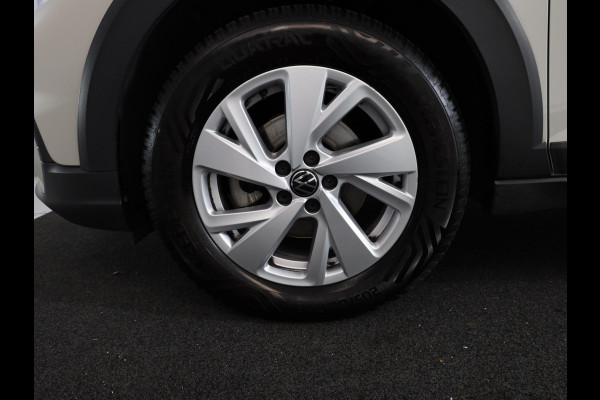 Volkswagen Taigo 1.0 TSI Life 95 pk | Verlengde garantie | Navigatie | Parkeersensoren | Achteruitrijcamera | Adaptieve cruise control | Keyless | Stoelverwarming |