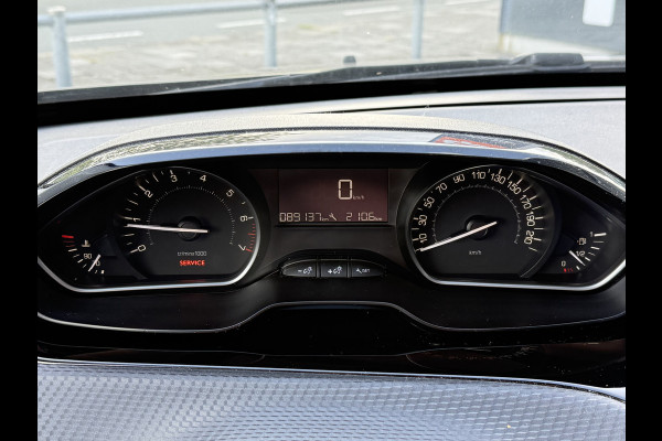 Peugeot 2008 BWJ 201 | 1.2PT 111PK Blue Lion | TREKHAAK | PANO DAK | AIRCO | NAVI | CRUISE | PDC |