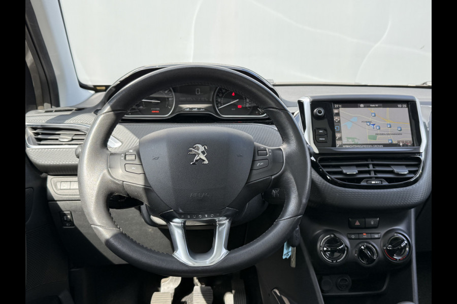 Peugeot 2008 BWJ 201 | 1.2PT 111PK Blue Lion | TREKHAAK | PANO DAK | AIRCO | NAVI | CRUISE | PDC |