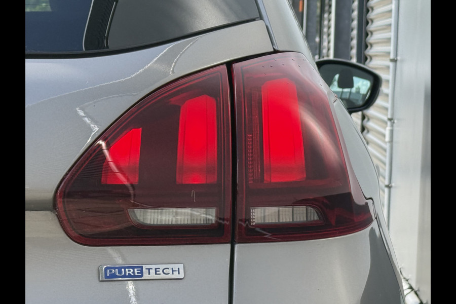 Peugeot 2008 BWJ 201 | 1.2PT 111PK Blue Lion | TREKHAAK | PANO DAK | AIRCO | NAVI | CRUISE | PDC |