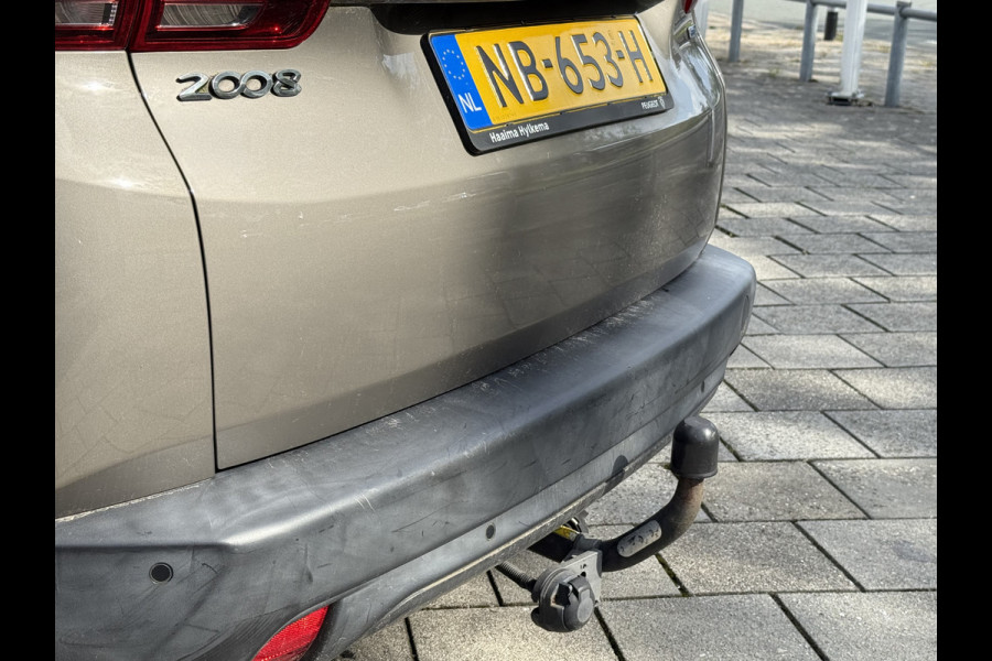 Peugeot 2008 BWJ 201 | 1.2PT 111PK Blue Lion | TREKHAAK | PANO DAK | AIRCO | NAVI | CRUISE | PDC |