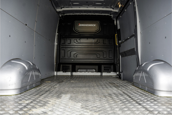 Volkswagen Crafter 35 TDI | L3H2 | CarPlay | Navi | Cruise | Airco | PDC | Euro 6