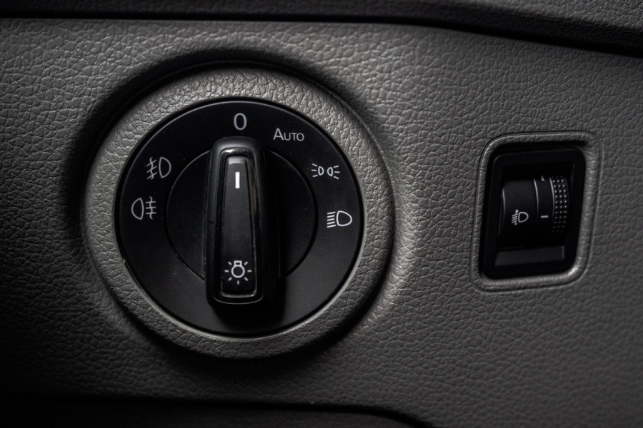 Volkswagen Crafter 35 TDI | L3H2 | CarPlay | Navi | Cruise | Airco | PDC | Euro 6