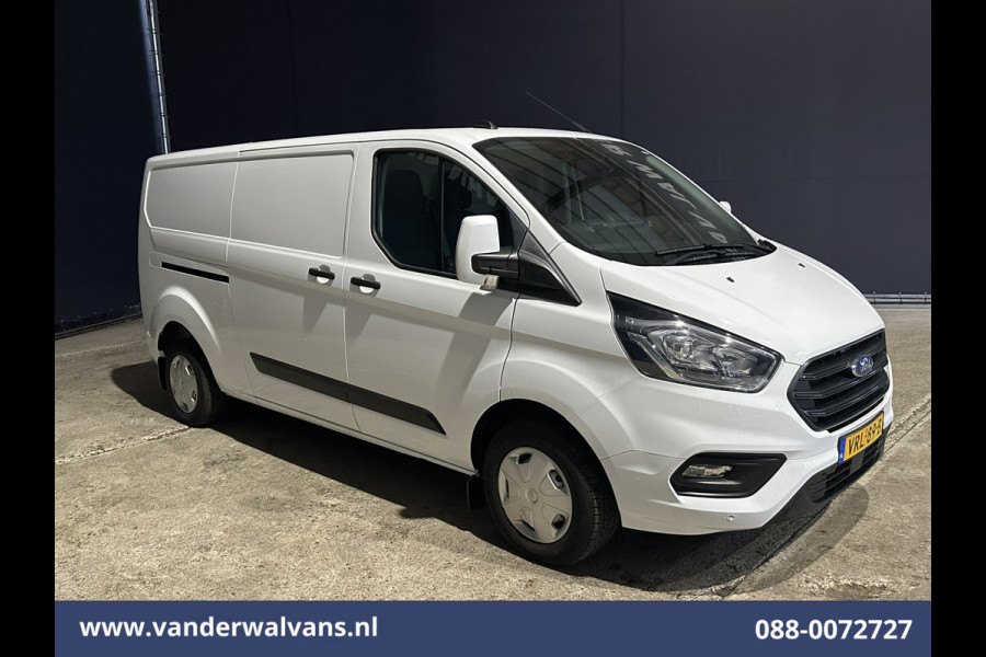 Ford Transit Custom 2.0 TDCI L2H1 Euro6 Airco | Cruisecontrol | LED | Parkeersensoren | 2700KG Trekvermogen Bijrijdersbank
