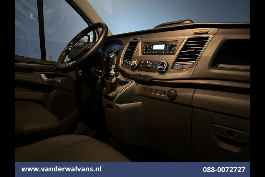 Ford Transit Custom 2.0 TDCI L2H1 Euro6 Airco | Cruisecontrol | LED | Parkeersensoren | 2700KG Trekvermogen Bijrijdersbank