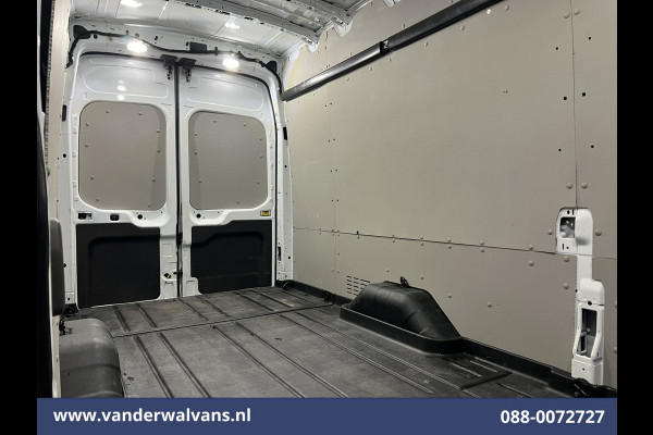 Ford Transit 2.0 TDCI L4H3 Jumbo Euro6 # Airco | Cruisecontrol | Apple Carplay | Android Auto | Parkeersensoren Verwarmde voorruit, Bijrijdersbank