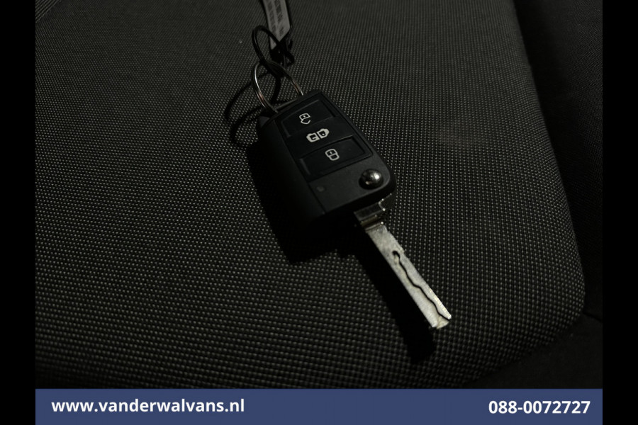 Volkswagen Crafter 2.0 TDI 140pk L3H2 L2H1 Euro6 # Airco | Cruisecontrol | Bijrijdersbank 3000kg trekvermogen