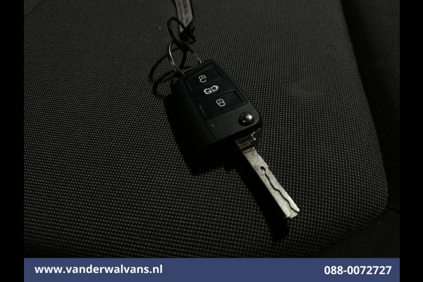 Volkswagen Crafter 2.0 TDI 140pk L3H2 L2H1 Euro6 # Airco | Cruisecontrol | Bijrijdersbank 3000kg trekvermogen