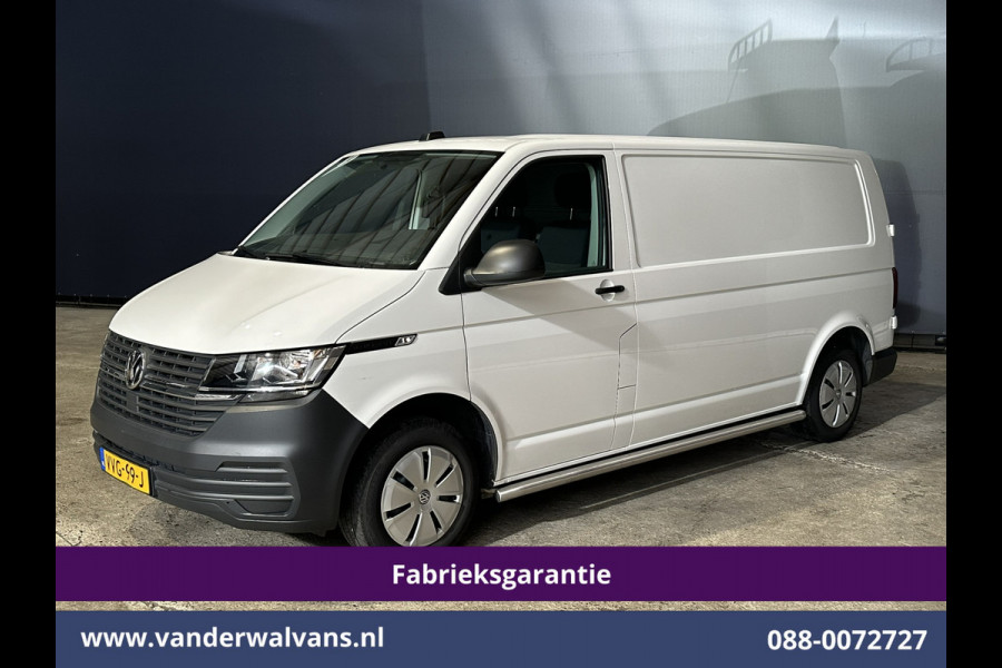 Volkswagen Transporter 2.0 TDI L2H1 Fabrieksgarantie Euro6 # Airco | Apple Carplay | Trekhaak | Cruisecontrol Android Auto, Parkeersensoren, Sidebars, Bijrijdersbank