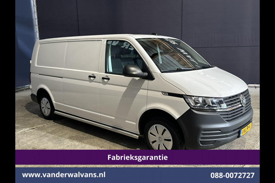 Volkswagen Transporter 2.0 TDI L2H1 Fabrieksgarantie Euro6 # Airco | Apple Carplay | Trekhaak | Cruisecontrol Android Auto, Parkeersensoren, Sidebars, Bijrijdersbank