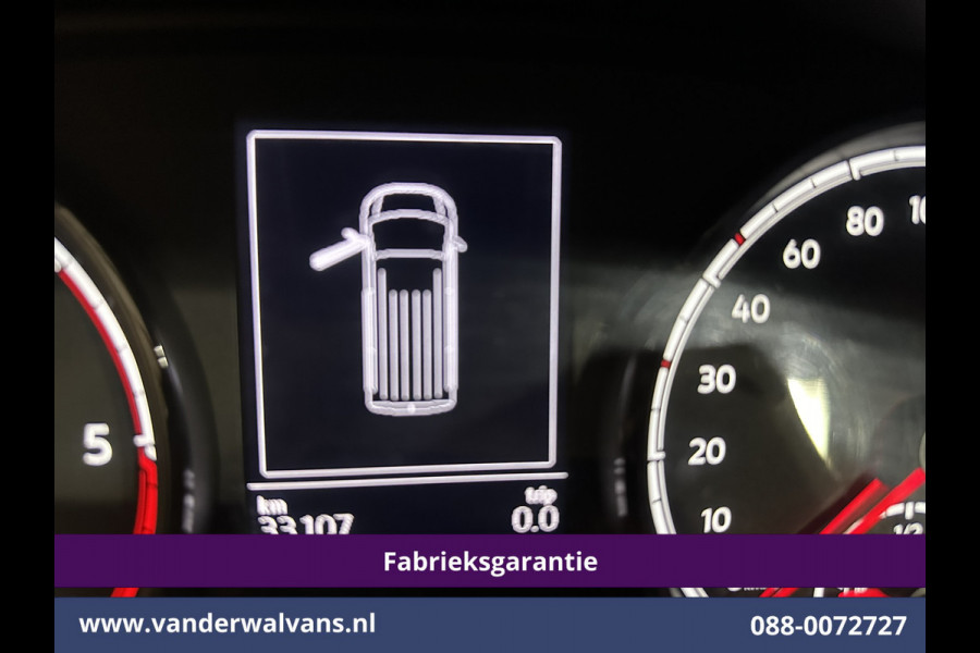 Volkswagen Transporter 2.0 TDI L2H1 Fabrieksgarantie Euro6 # Airco | Apple Carplay | Trekhaak | Cruisecontrol Android Auto, Parkeersensoren, Sidebars, Bijrijdersbank