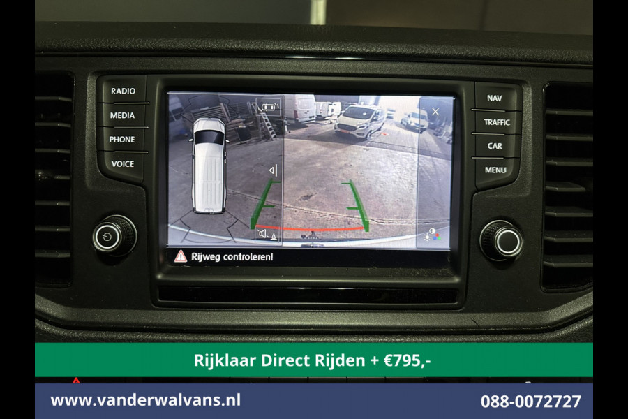 Volkswagen Crafter 2.0 TDI 140 pk L3H2 L2H1 *Rijklaar Direct rijden* Euro6 Airco | Camera | Navigatie | 3000kg Trekhaak | Imperiaal Apple Carplay, Android Auto, Parkeersensoren, Bijrijdersbank
