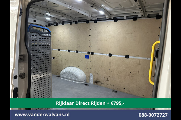 Volkswagen Crafter 2.0 TDI 140 pk L3H2 L2H1 *Rijklaar Direct rijden* Euro6 Airco | Camera | Navigatie | 3000kg Trekhaak | Imperiaal Apple Carplay, Android Auto, Parkeersensoren, Bijrijdersbank