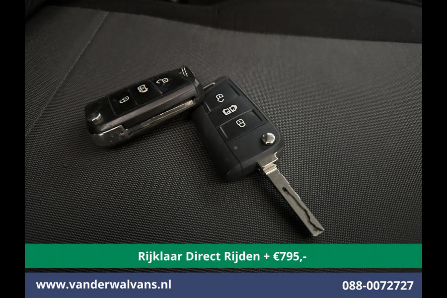 Volkswagen Crafter 2.0 TDI 140 pk L3H2 L2H1 *Rijklaar Direct rijden* Euro6 Airco | Camera | Navigatie | 3000kg Trekhaak | Imperiaal Apple Carplay, Android Auto, Parkeersensoren, Bijrijdersbank