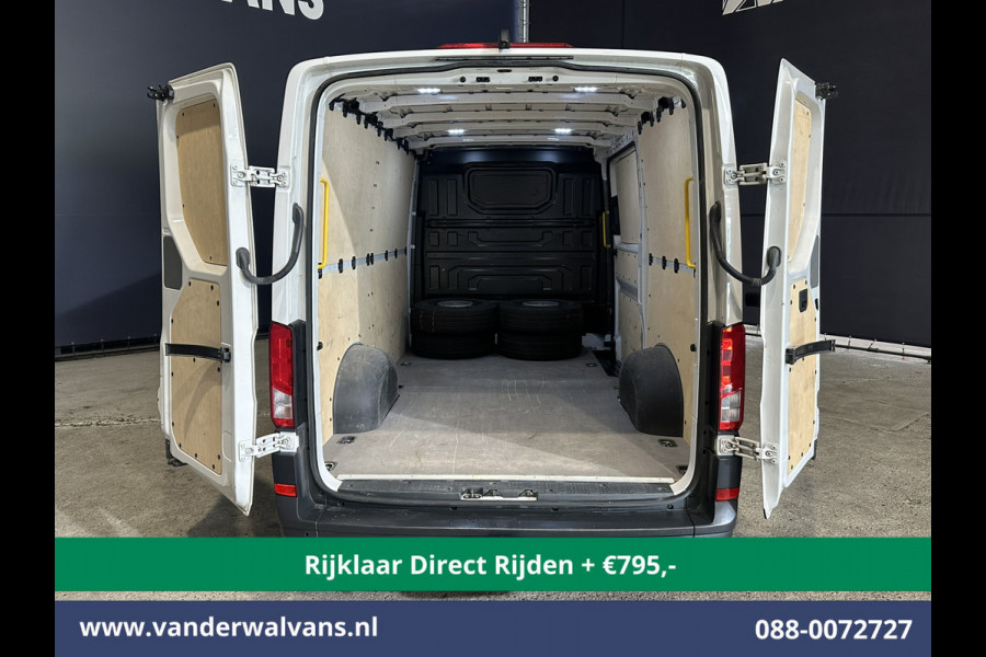 Volkswagen Crafter 2.0 TDI 141pk L3H2 (Oude L2H1) Euro6 *Rijklaar Direct Rijden* Airco | Camera | Apple Carplay | 3000kg Trekhaak | Cruisecontrol Android Auto, Parkeersensoren, Bijrijdersbank