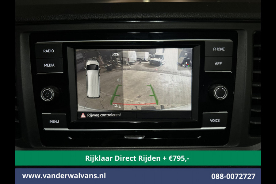 Volkswagen Crafter 2.0 TDI 141pk L3H2 (Oude L2H1) Euro6 *Rijklaar Direct Rijden* Airco | Camera | Apple Carplay | 3000kg Trekhaak | Cruisecontrol Android Auto, Parkeersensoren, Bijrijdersbank