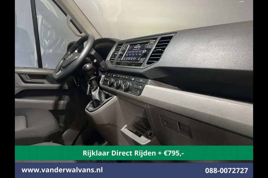Volkswagen Crafter 2.0 TDI 141pk L3H2 (Oude L2H1) Euro6 *Rijklaar Direct Rijden* Airco | Camera | Apple Carplay | 3000kg Trekhaak | Cruisecontrol Android Auto, Parkeersensoren, Bijrijdersbank
