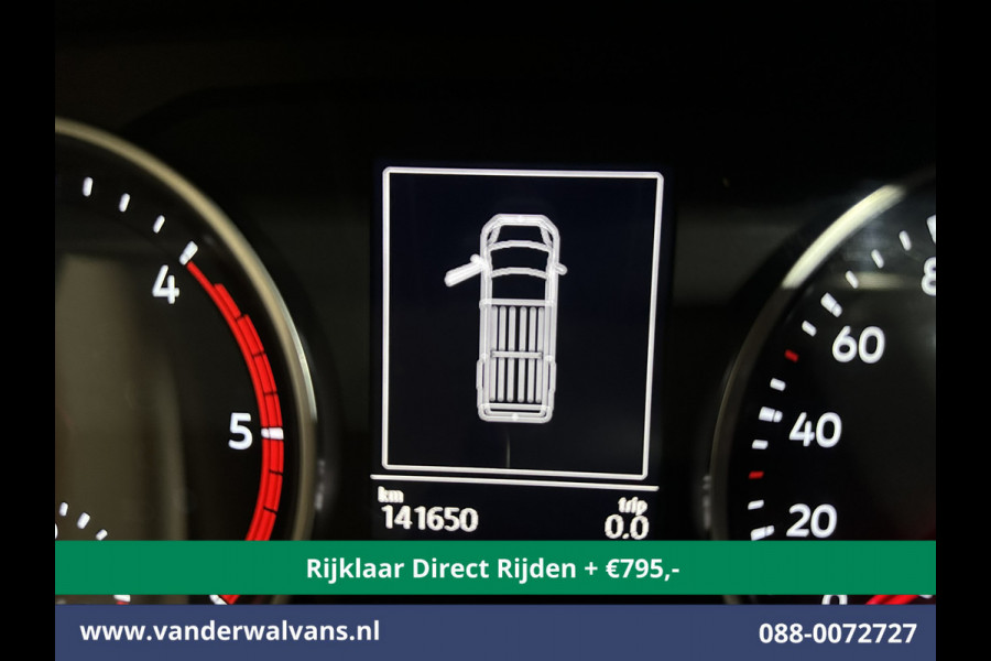 Volkswagen Crafter 2.0 TDI 141pk L3H2 (Oude L2H1) Euro6 *Rijklaar Direct Rijden* Airco | Camera | Apple Carplay | 3000kg Trekhaak | Cruisecontrol Android Auto, Parkeersensoren, Bijrijdersbank