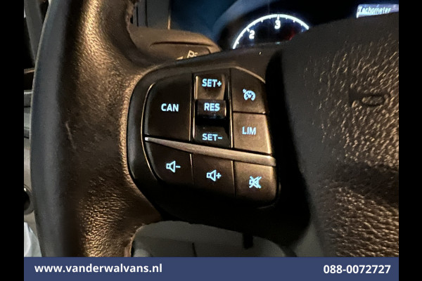 Ford Transit 2.0 TDCI 131pk L3H2 Euro6 # Airco | 2800kg Trekhaak | Imperiaal | LED | Trap | Cruisecontrol Parkeersensoren, Bijrijdersbank