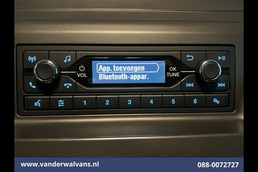 Ford Transit 2.0 TDCI 131pk L3H2 Euro6 # Airco | 2800kg Trekhaak | Imperiaal | LED | Trap | Cruisecontrol Parkeersensoren, Bijrijdersbank