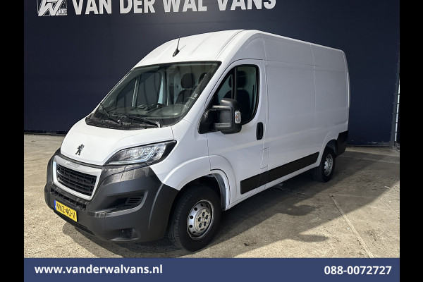 Peugeot Boxer 2.2 BlueHDi 120pk L2H2 Euro6 Airco | 2500kg Trekhaak | Cruisecontrol | Parkeersensoren Bijrijdersbank