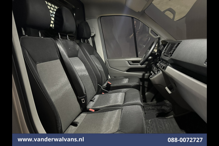 Volkswagen Crafter 2.0 TDI 140pk L3H3 L2H2 Euro6 Airco | 3000kg Trekhaak | Navigatie | Apple Carplay Android auto, Bijrijdersbank, zilver