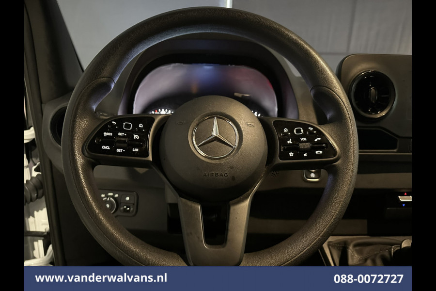 Mercedes-Benz Sprinter 317 CDI 170pk L3H2 Euro6 Airco | Camera | Apple Carplay | Cruisecontrol | Stoelverwarming Android Auto, Parkeersensoren, Bijrijdersbank,