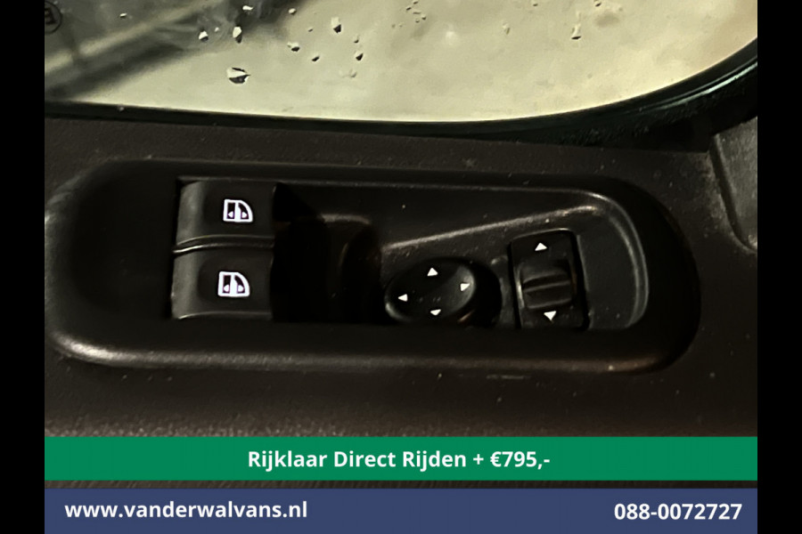 Renault Master 2.3 dCi 135pk *Rijklaar Direct Rijden* Pick up Open laadbak Dubbele cabine Euro6 Airco | 7-Zits | 2500kg Trekhaak Bluetooth-telefoonvoorbereiding