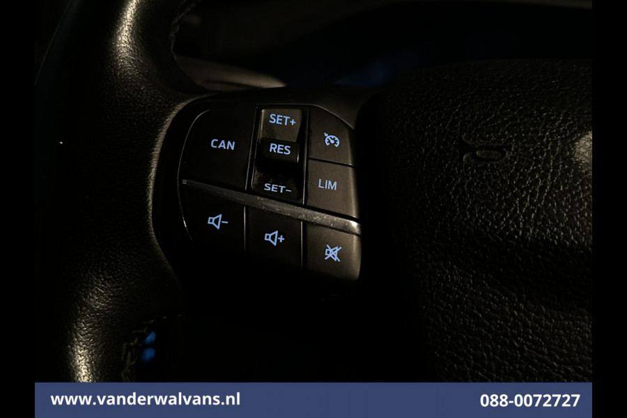 Ford Transit 2.0 TDCI 131pk L3H2 Euro6 # Airco | Camera | Navigatie | Cruisecontrol | Apple Carplay | Stoelverwarming Android Auto, Verwarmde voorruit, Parkeersensoren, Bijrijdersbank