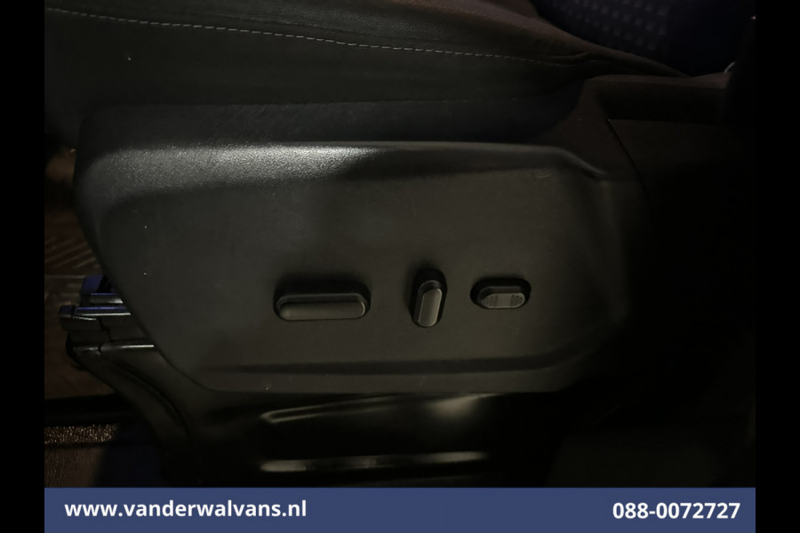 Ford Transit 2.0 TDCI 130pk L3H2 Euro6 Airco | Camera | Navigatie | Apple Carplay | Android Auto Cruisecontrol, Stoelverwarming, Parkeersensoren, Verwarmde voorruit, Bijrijdersbank
