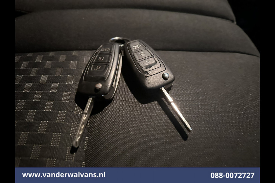 Ford Transit 2.0 TDCI 130pk L3H2 Euro6 Airco | Camera | Navigatie | Apple Carplay | Android Auto Cruisecontrol, Stoelverwarming, Parkeersensoren, Verwarmde voorruit, Bijrijdersbank