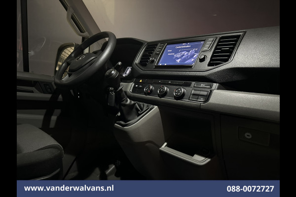 Volkswagen Crafter 2.0 TDI 141pk L3H3 L2H2 Euro6 Airco | Massagestoel | Camera | Apple Carplay | Android Auto Chauffeursstoel, Cruisecontrol, 2800kg trekvermogen