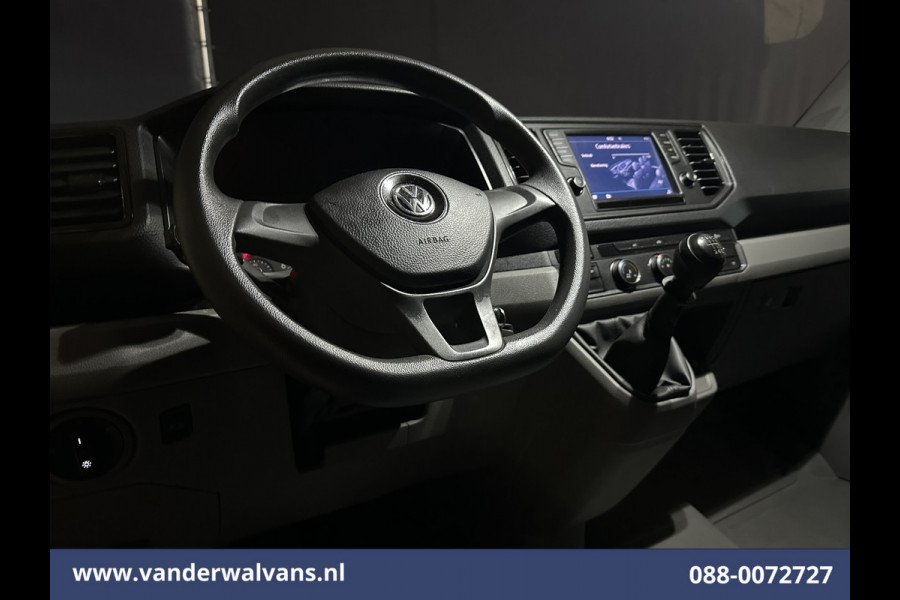 Volkswagen Crafter 2.0 TDI 141pk L3H3 L2H2 Euro6 Airco | Massagestoel | Camera | Apple Carplay | Android Auto Chauffeursstoel, Cruisecontrol, 2800kg trekvermogen