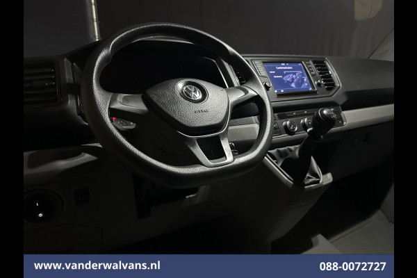 Volkswagen Crafter 2.0 TDI 141pk L3H3 L2H2 Euro6 Airco | Massagestoel | Camera | Apple Carplay | Android Auto Chauffeursstoel, Cruisecontrol, 2800kg trekvermogen