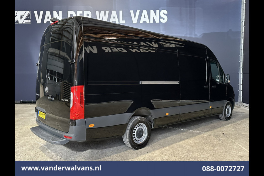 Mercedes-Benz Sprinter 317 CDI 170pk L3H2 Euro6 Airco | Camera | Apple Carplay | Android Auto Cruisecontrol, Parkeersensoren, Stoelverwarming, Bijrijdersbank, MBUX