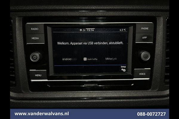Volkswagen Crafter 2.0 TDI 140 pk L3H3 L2H2 Euro6 Airco | Camera | Cruisecontrol | Apple Carplay Android Auto, Chauffeursstoel, Parkeersensoren, Bijrijdersbank, 3000kg Trekvermogen, zilver