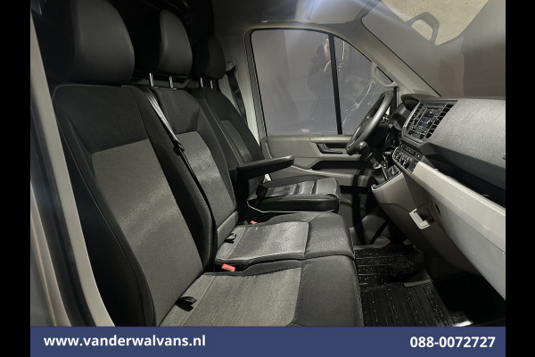 Volkswagen Crafter 2.0 TDI 140 pk L3H3 L2H2 Euro6 Airco | Camera | Cruisecontrol | Apple Carplay Android Auto, Chauffeursstoel, Parkeersensoren, Bijrijdersbank, 3000kg Trekvermogen, zilver